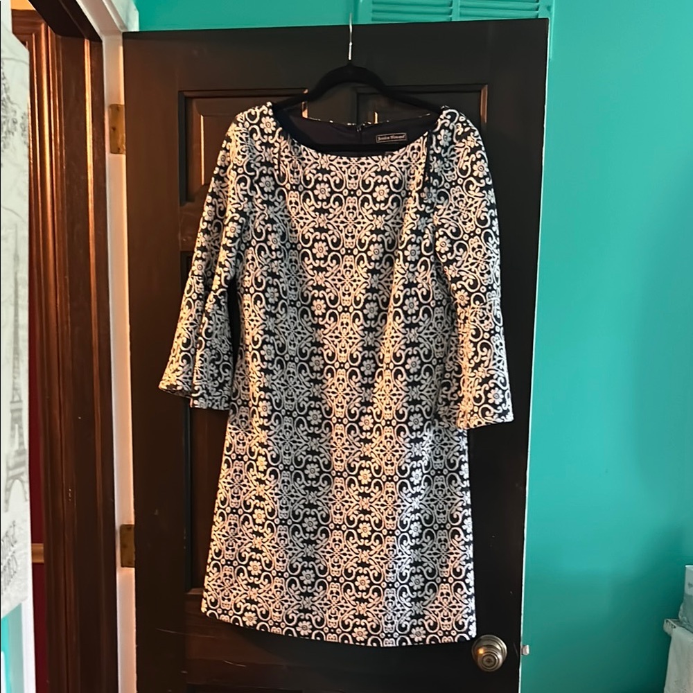 Jessica Howard Black and White Long Sleeve Dress